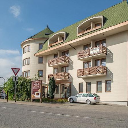 Apartman Artemis Besenova Luaran gambar
